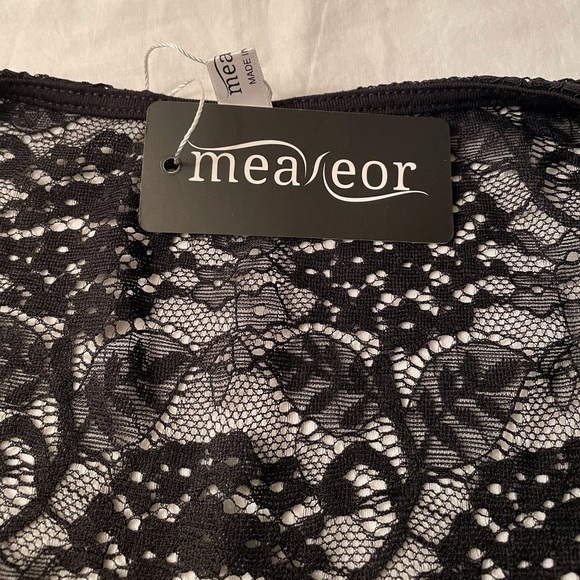 Sleeveless Shirt With Lace Back Size S Black - Picture 8 of 12